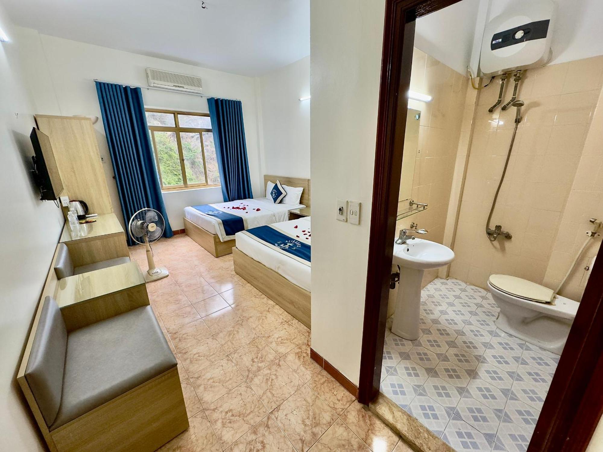 Cat Ba Plaza Hotel Dong Khe Sau Exterior foto