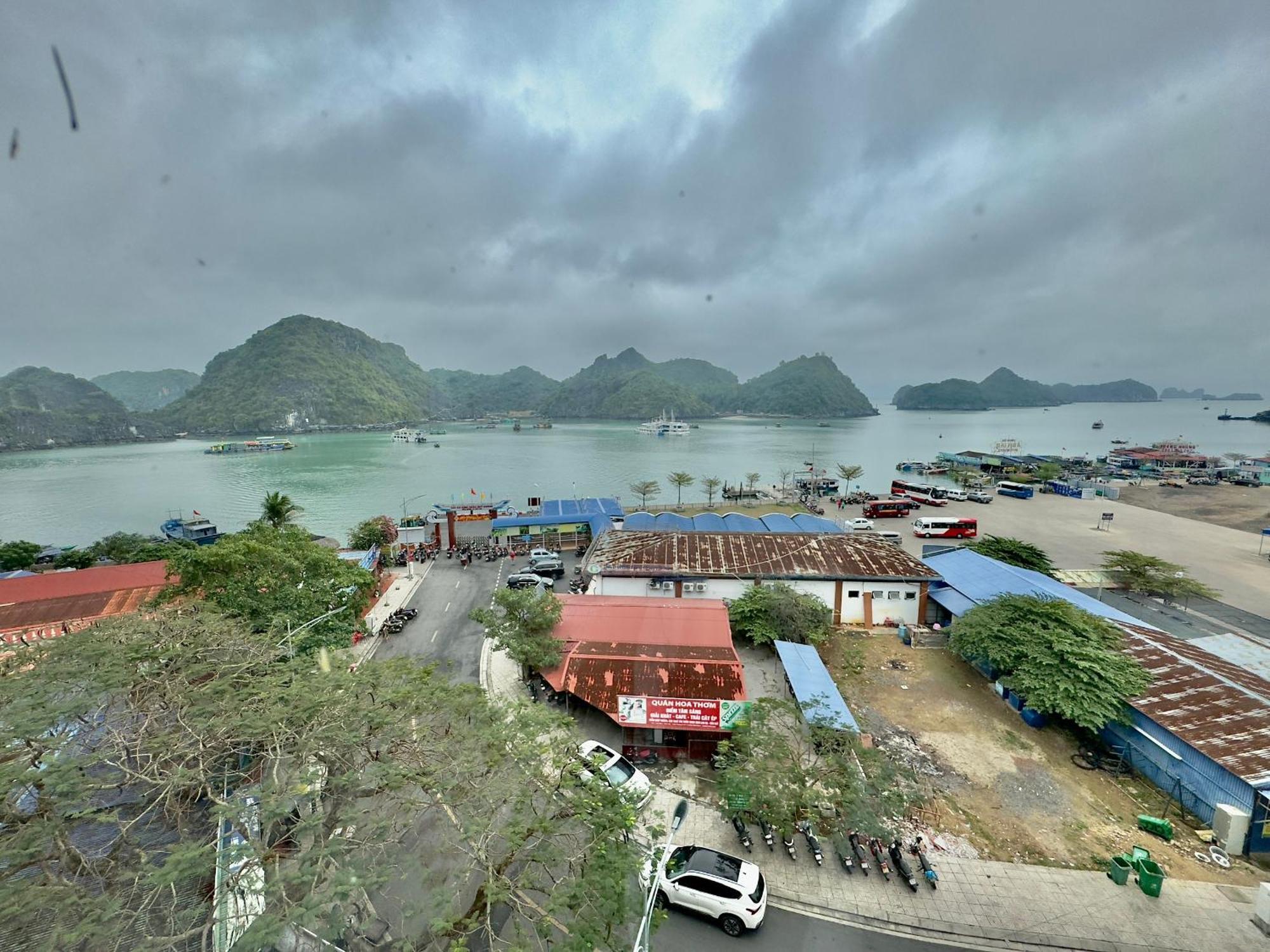 Cat Ba Plaza Hotel Dong Khe Sau Exterior foto
