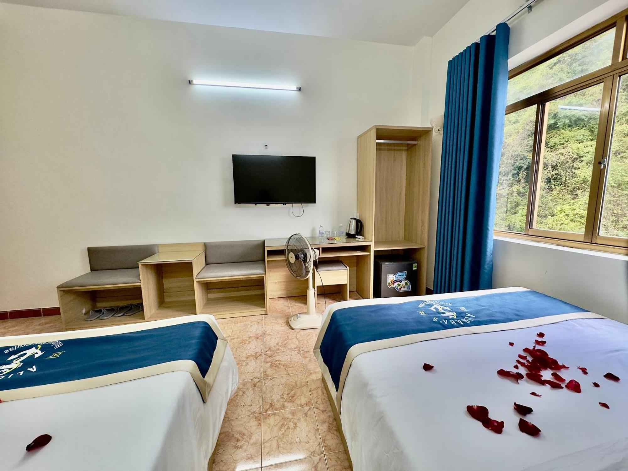Cat Ba Plaza Hotel Dong Khe Sau Exterior foto